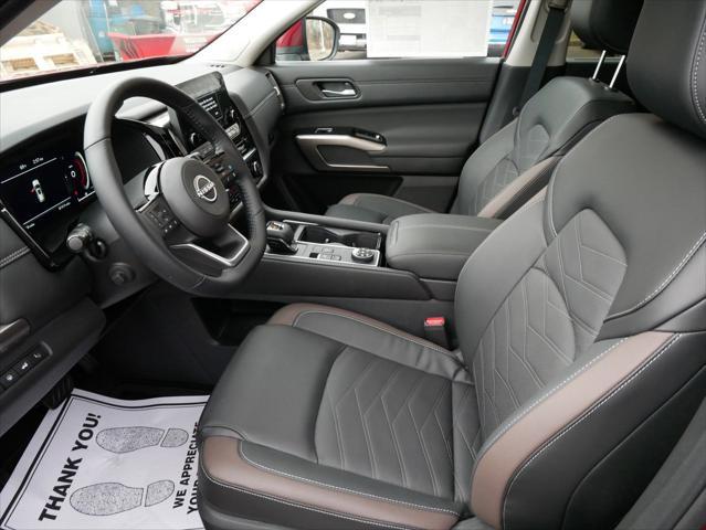new 2025 Nissan Pathfinder car, priced at $49,586