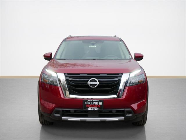 new 2025 Nissan Pathfinder car, priced at $49,586