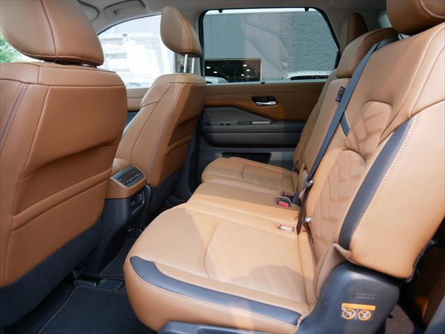 new 2025 Nissan Pathfinder car, priced at $48,180