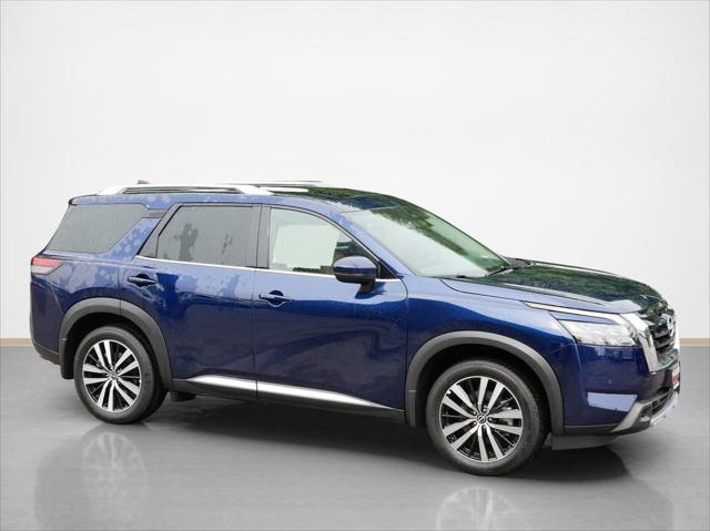 new 2025 Nissan Pathfinder car, priced at $48,180