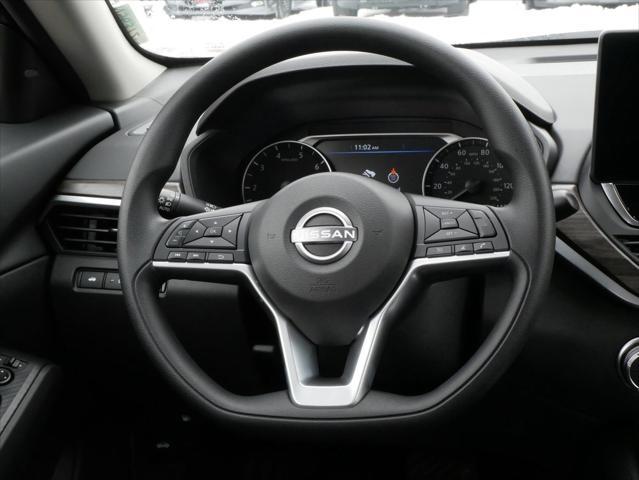 new 2025 Nissan Altima car, priced at $29,818