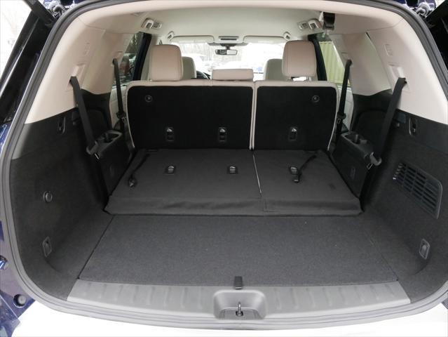 new 2025 Nissan Pathfinder car, priced at $40,738