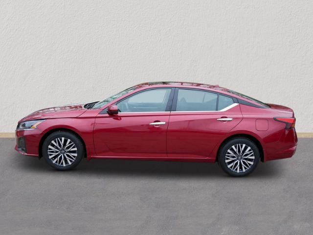 used 2023 Nissan Altima car, priced at $24,669