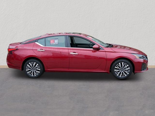 used 2023 Nissan Altima car, priced at $24,669