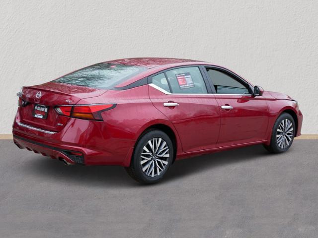 used 2023 Nissan Altima car, priced at $24,669