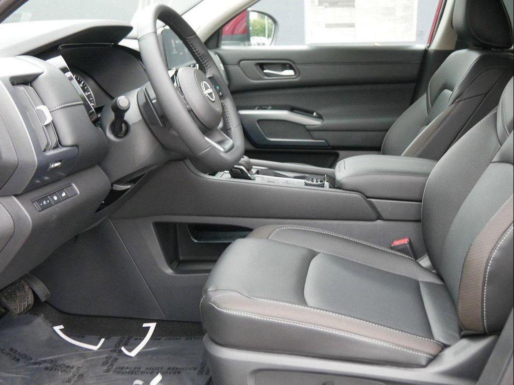 new 2025 Nissan Pathfinder car, priced at $42,591