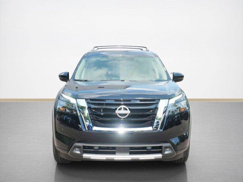 new 2025 Nissan Pathfinder car, priced at $46,586