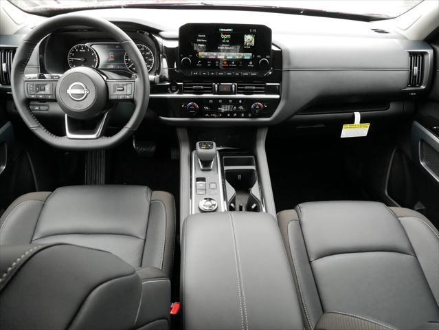 new 2025 Nissan Pathfinder car, priced at $47,007