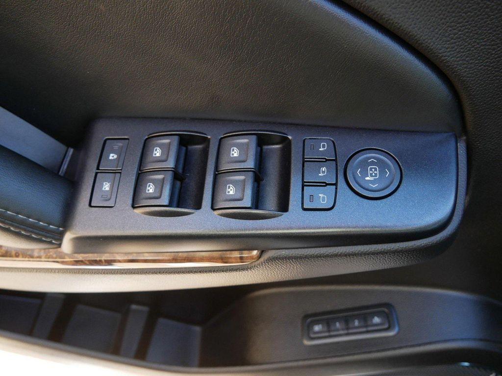 used 2015 GMC Yukon car, priced at $24,769