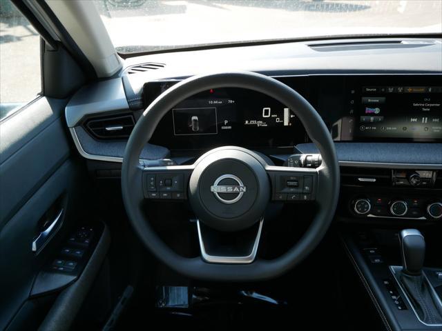 new 2025 Nissan Kicks car, priced at $27,360