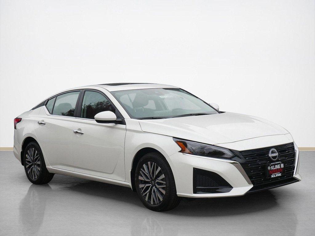 new 2025 Nissan Altima car, priced at $31,493