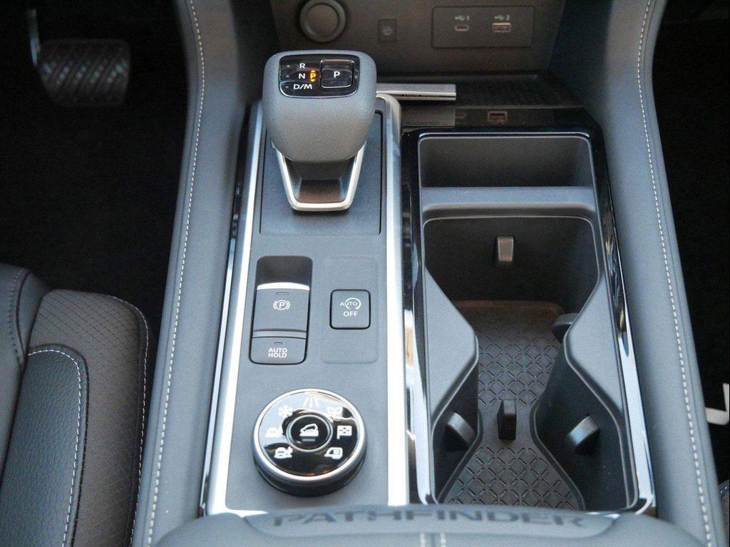 new 2025 Nissan Pathfinder car, priced at $37,801