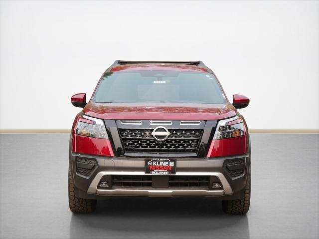 new 2025 Nissan Pathfinder car, priced at $40,321