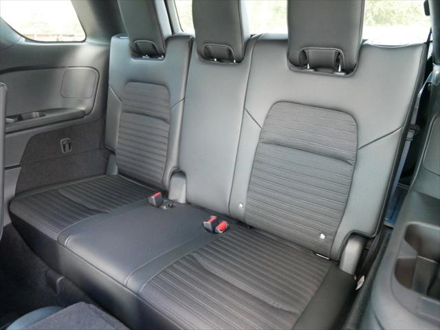 new 2025 Nissan Pathfinder car, priced at $40,260
