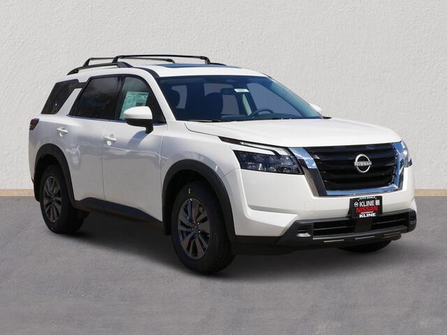 new 2024 Nissan Pathfinder car, priced at $41,710