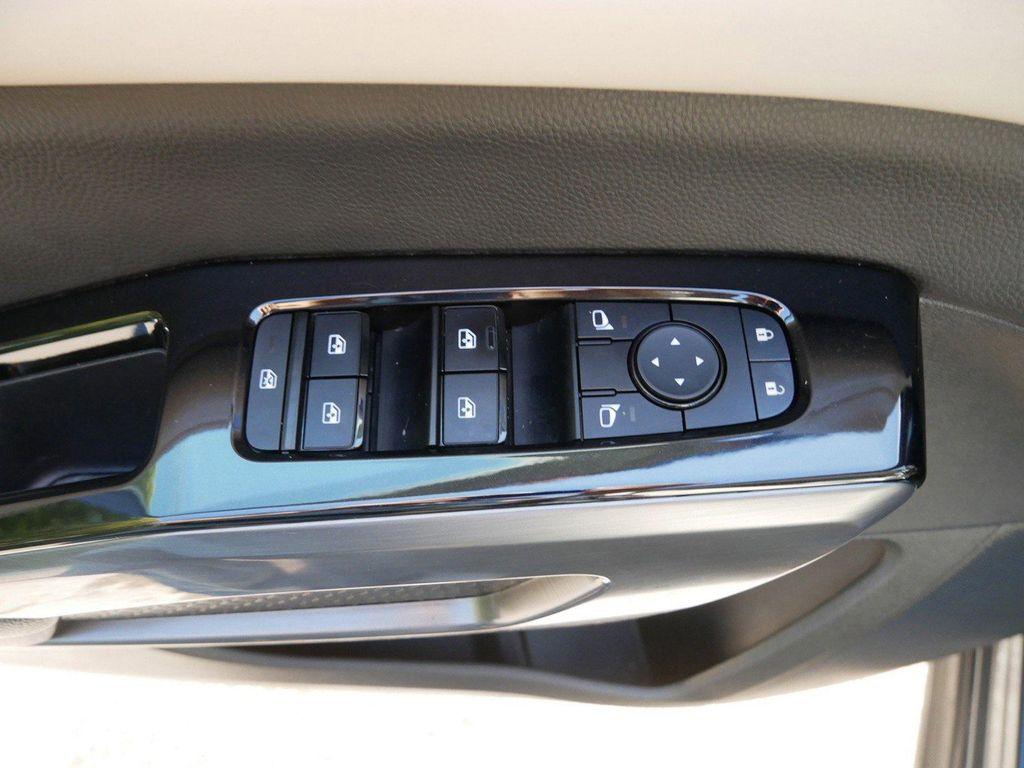 used 2022 Nissan Pathfinder car, priced at $21,469