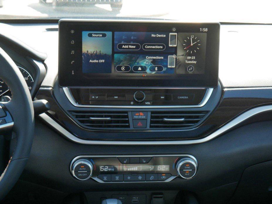 new 2025 Nissan Altima car, priced at $34,699