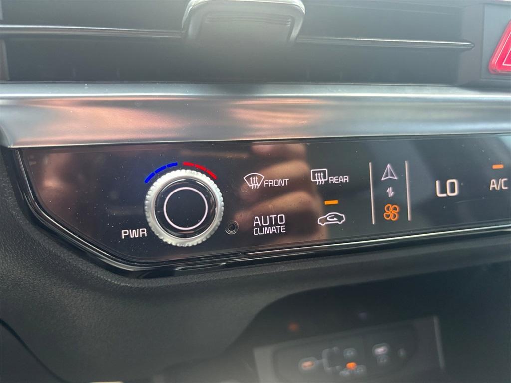 used 2025 Kia Sorento car, priced at $44,991
