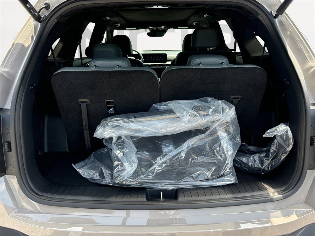 used 2025 Kia Sorento car, priced at $44,991
