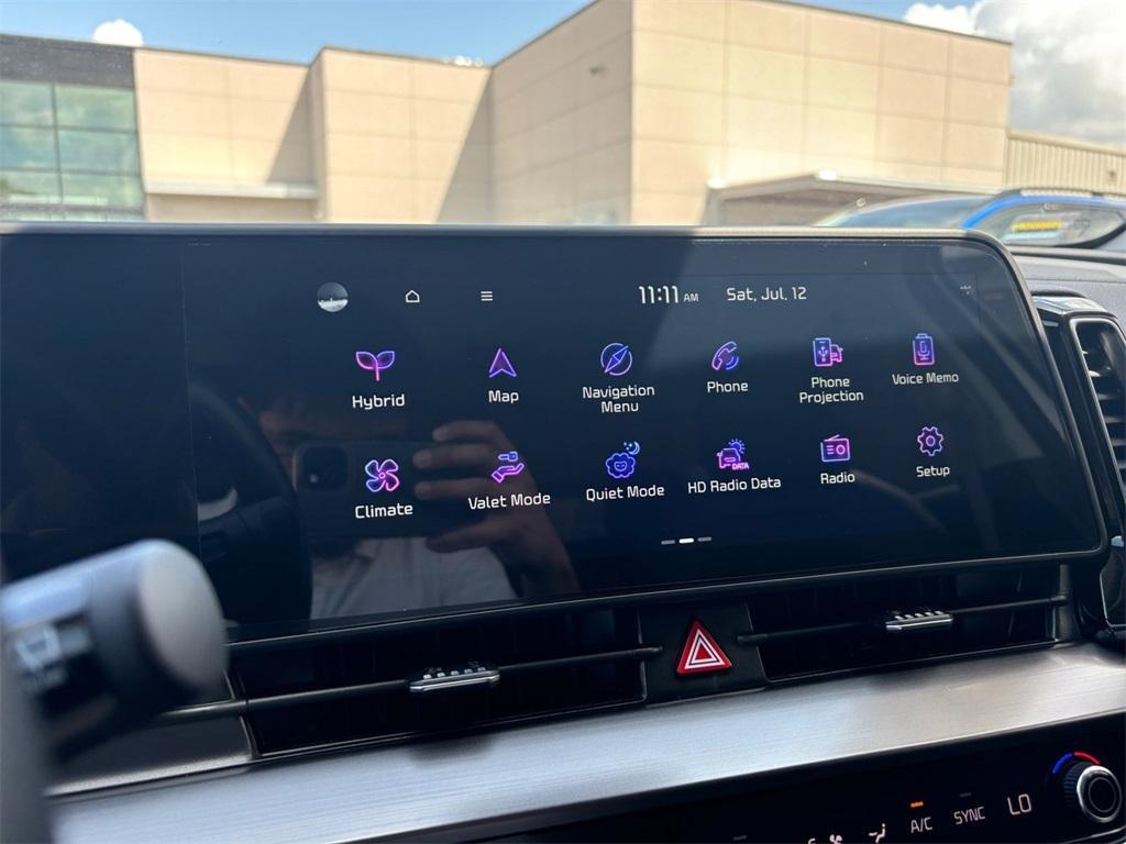 used 2025 Kia Sportage Hybrid car, priced at $30,999