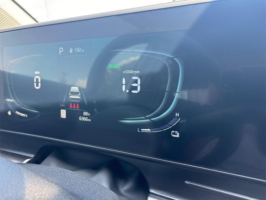 used 2025 Kia Sportage Hybrid car, priced at $30,999