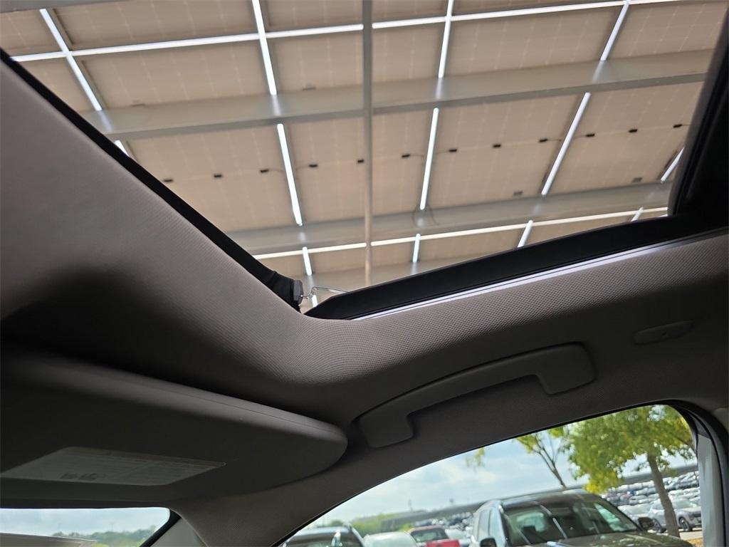 used 2024 Nissan Rogue car, priced at $22,281