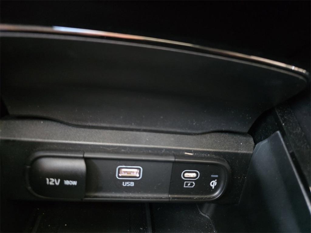 used 2025 Kia Telluride car, priced at $39,999