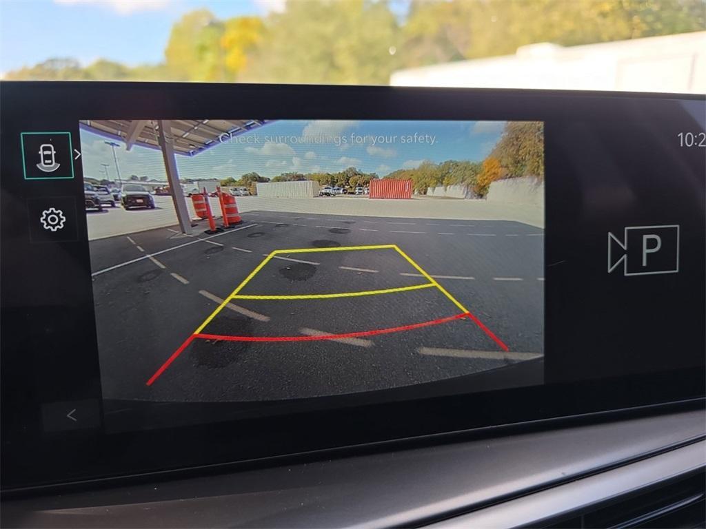 used 2025 Kia Sorento car, priced at $28,991