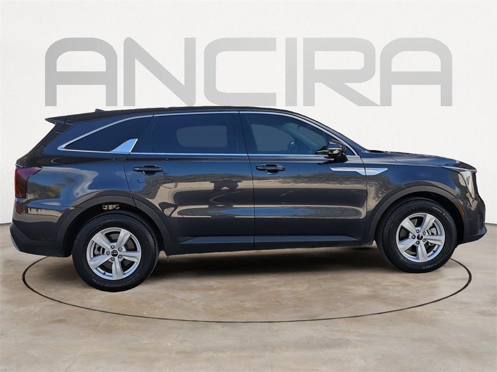 used 2025 Kia Sorento car, priced at $28,991