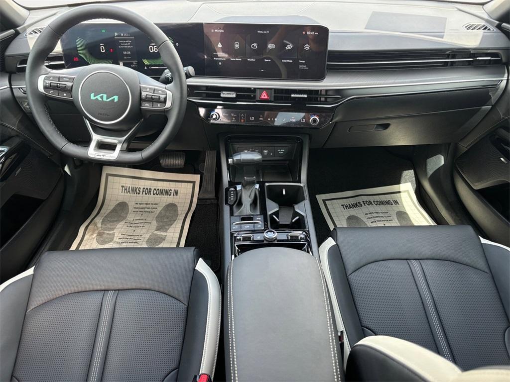 used 2025 Kia K5 car, priced at $28,999
