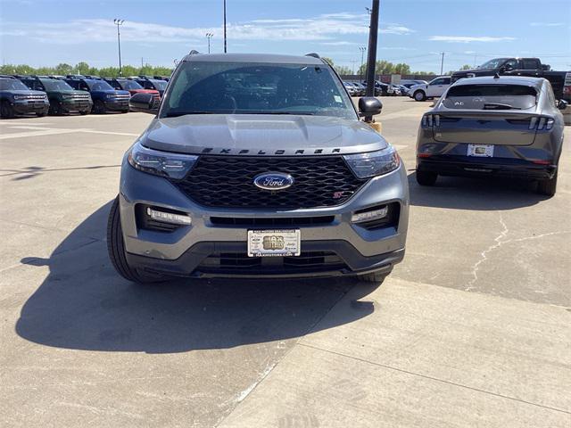 new 2024 Ford Explorer car, priced at $60,365