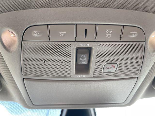 used 2022 Nissan Maxima car, priced at $26,615