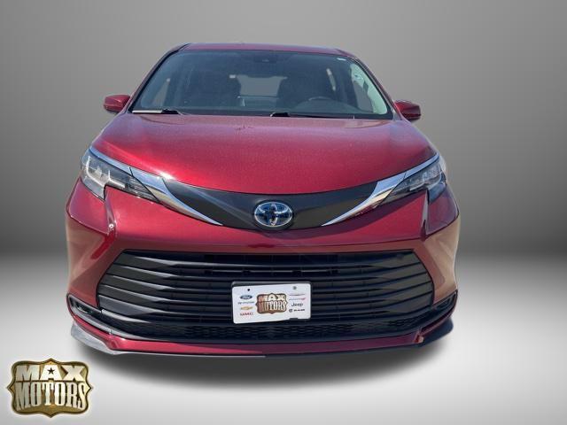 used 2022 Toyota Sienna car, priced at $34,994