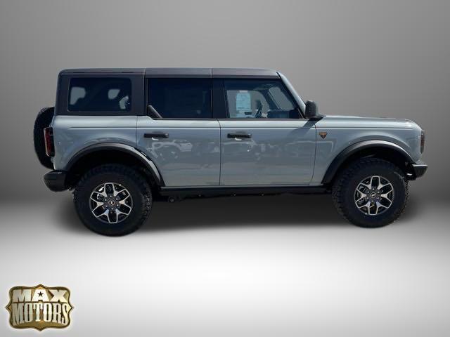 new 2024 Ford Bronco car, priced at $53,555