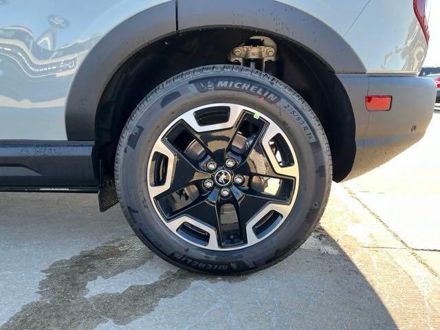 new 2024 Ford Bronco Sport car, priced at $37,400