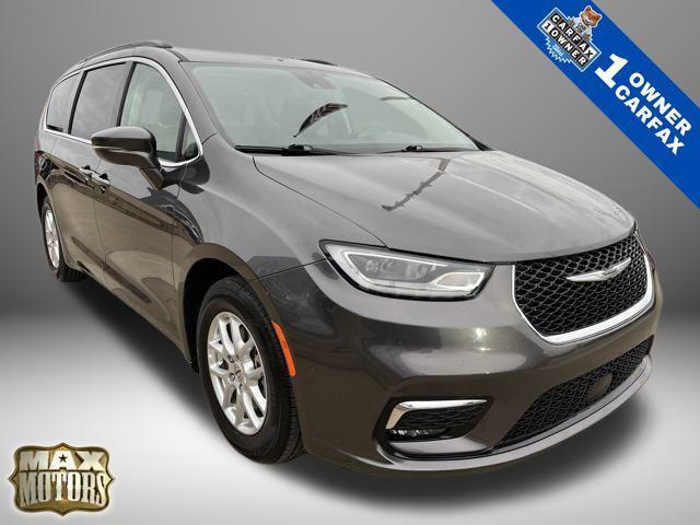 used 2022 Chrysler Pacifica car, priced at $21,262