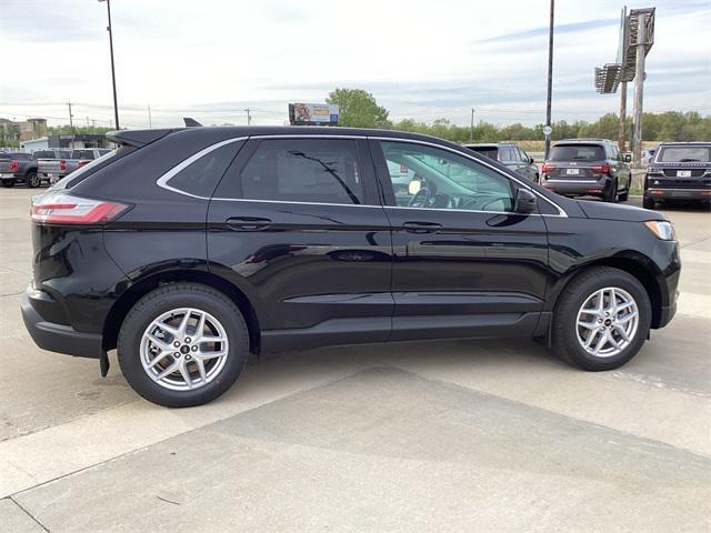 new 2024 Ford Edge car, priced at $43,084