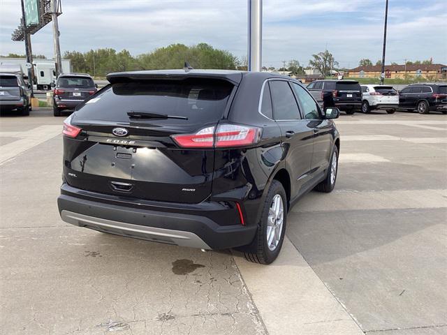 new 2024 Ford Edge car, priced at $40,984