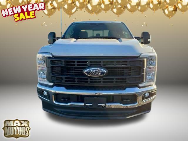 new 2024 Ford F-250 car, priced at $51,400