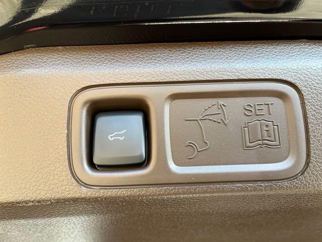 new 2024 Ford Expedition Max car, priced at $74,985