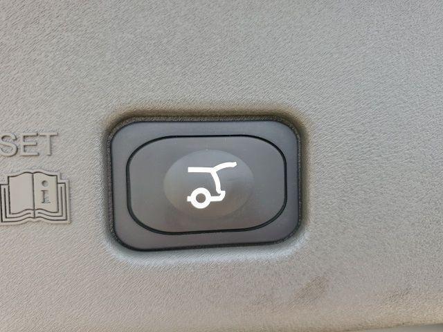 used 2025 Lincoln Nautilus car, priced at $58,421