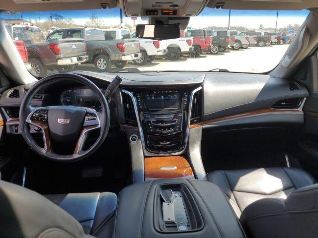 used 2019 Cadillac Escalade ESV car, priced at $37,798