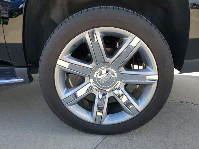 used 2019 Cadillac Escalade ESV car, priced at $37,798