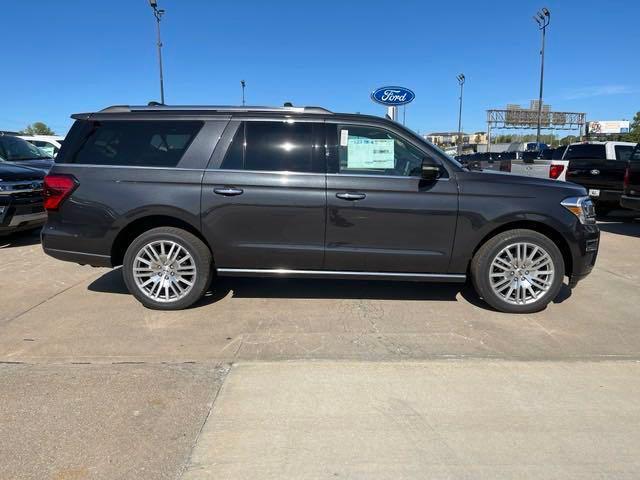 new 2024 Ford Expedition car, priced at $76,520