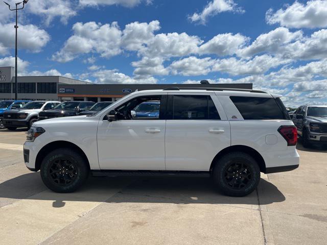 new 2024 Ford Expedition car, priced at $75,648