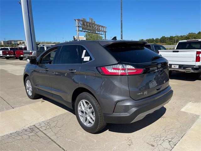 new 2024 Ford Edge car, priced at $43,212