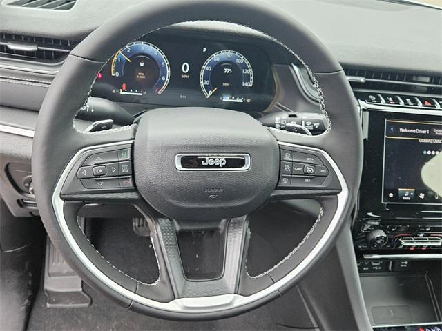 new 2025 Jeep Grand Cherokee car, priced at $41,011