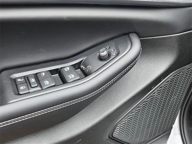 new 2025 Jeep Grand Cherokee car, priced at $41,011
