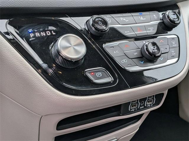 used 2024 Chrysler Pacifica car, priced at $28,995