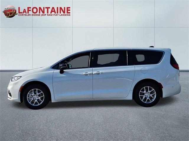 new 2025 Chrysler Pacifica car, priced at $42,691